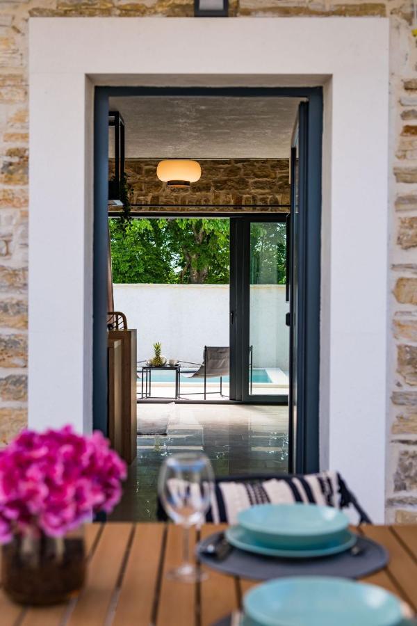 Stone House With Pool Poeta Vila Pridraga Exterior foto
