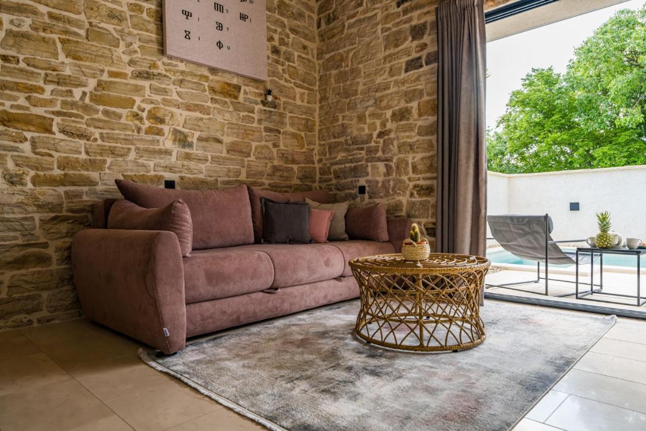 Stone House With Pool Poeta Vila Pridraga Exterior foto
