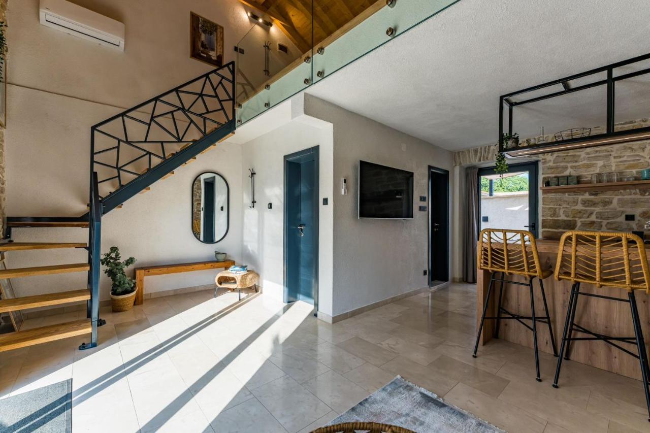 Stone House With Pool Poeta Vila Pridraga Exterior foto
